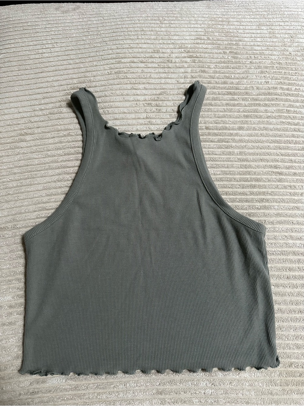 Forever 21 Sage Green Ribbed Scallop Crop Tank